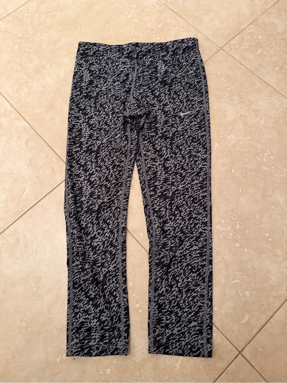 Nike Black and Gray Printed Performance Leggings